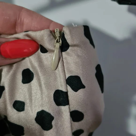 Silky satin skirt 6 Whyte valentine - Picture 6 of 6